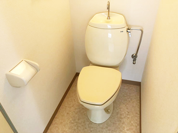 401号室のトイレ